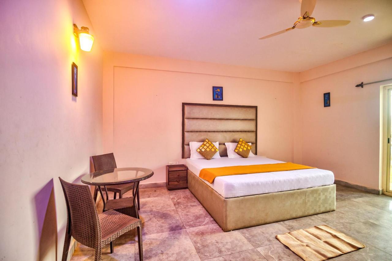 Sylvester Private Apartment Calangute