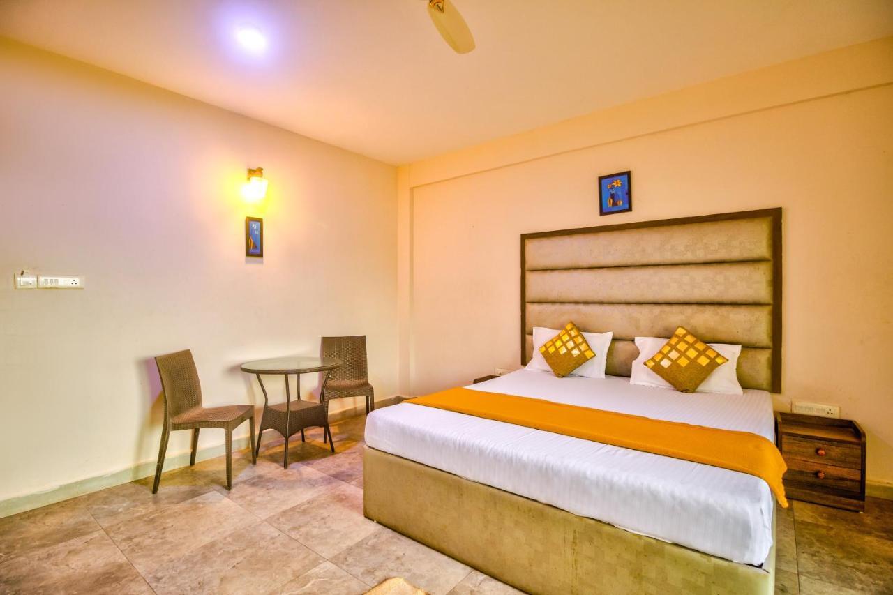 Sylvester Private Apartment Calangute